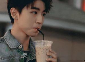 王俊凯奶茶爆料视频大全,甜蜜瞬间大盘点